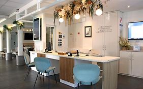 Hôtel Kyriad La Rochelle Centre Ville  3*